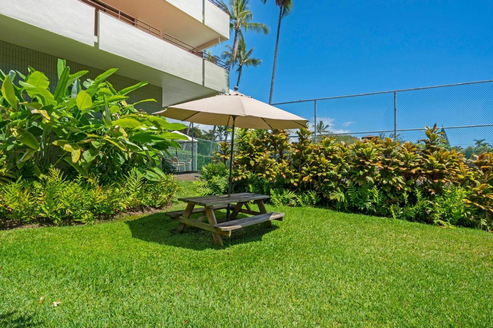Big Island White Sands Village By Coldwell Banker Island Vacations Kailua-Kona Extérieur photo
